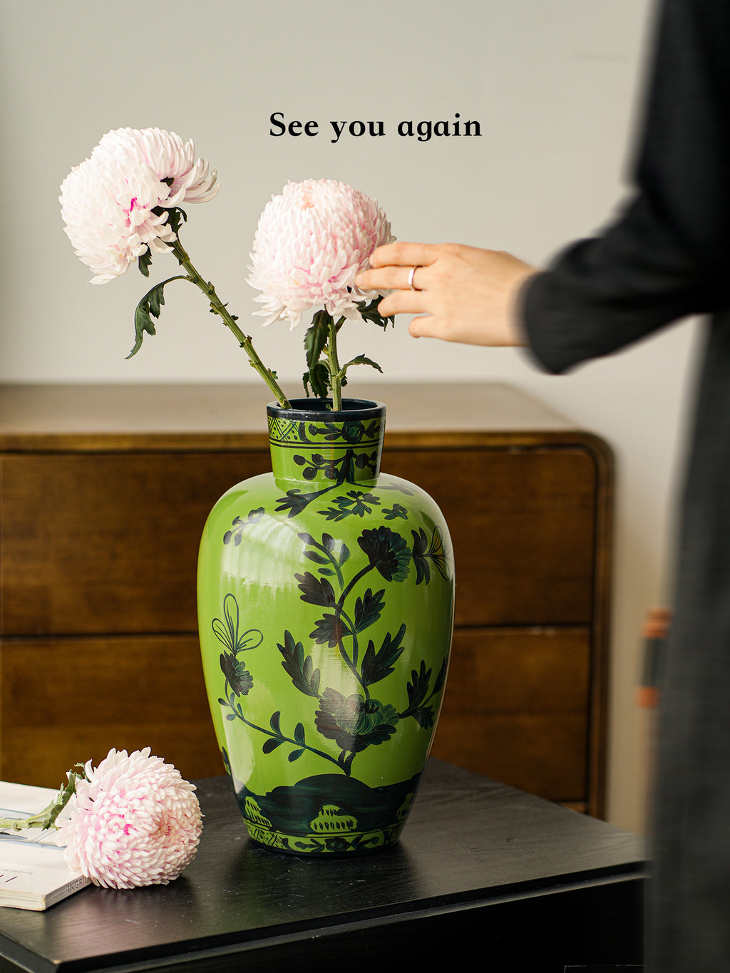 Retro Chinese Style Ceramic Flower Vase